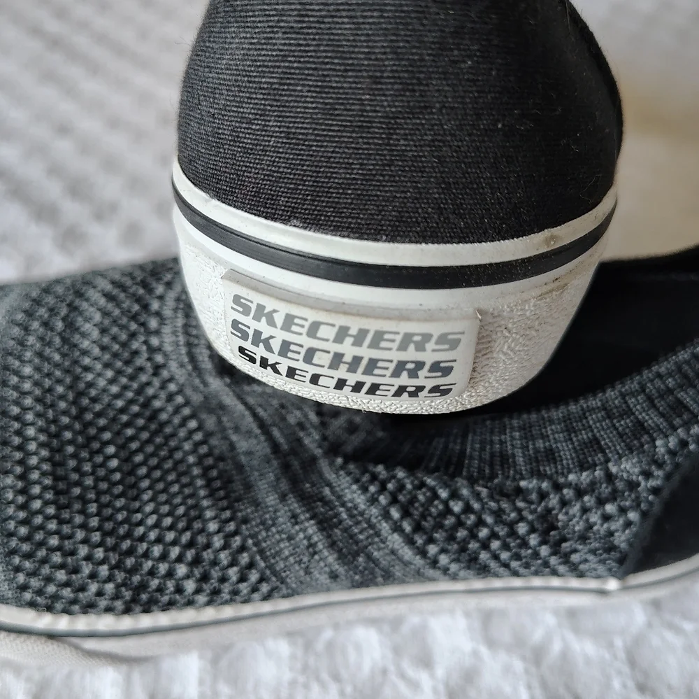 Skechers Air Cooled Memory Foam Black Slip-On Shoes Kid's Size 1